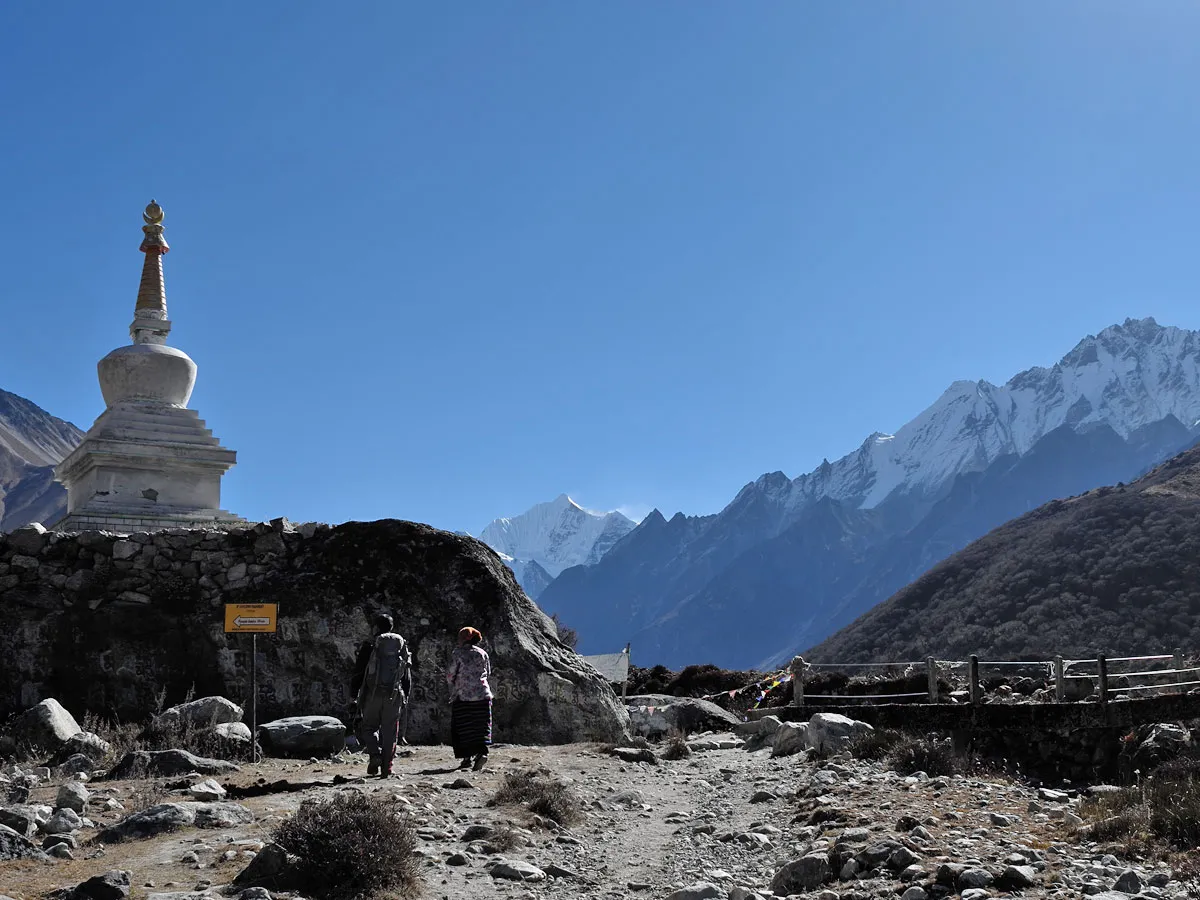 Langtang Ganjala Pass Trekking