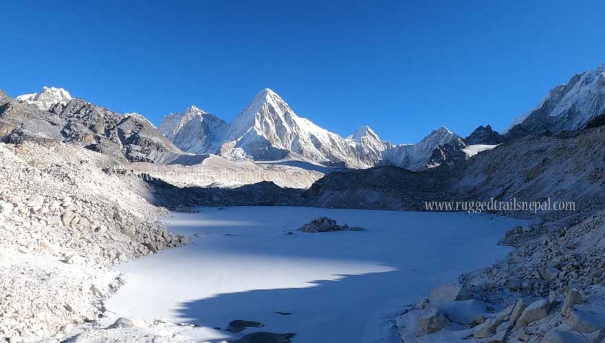 everest three high passes