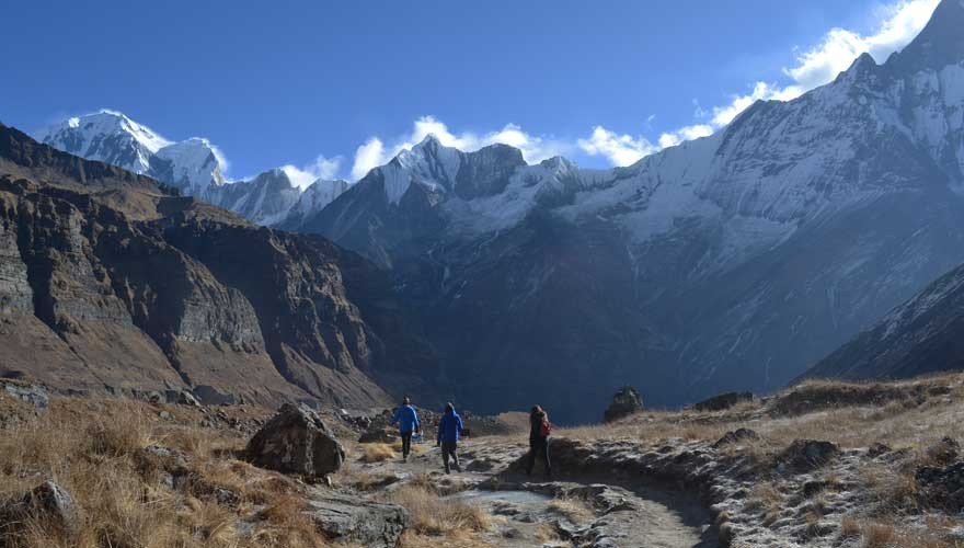 ghorepani abc trekking route