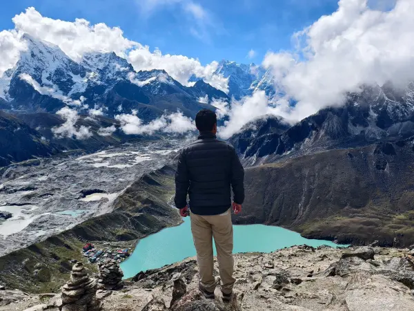Gokyo Ri Viewpoint Turquoise Lake Everest Trek