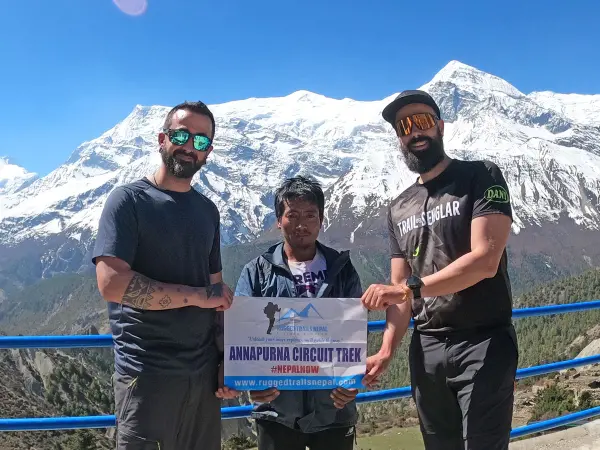 Trekkers Annapurna Circuit Banner