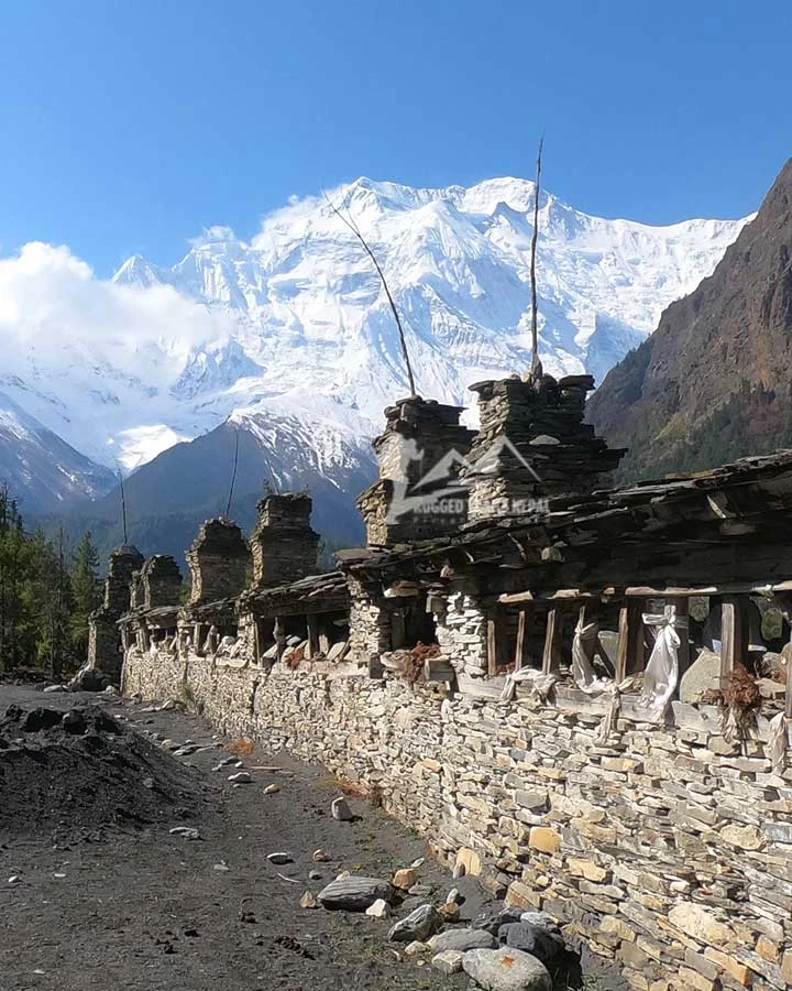 annapurna circcuit major trekking routes in nepal