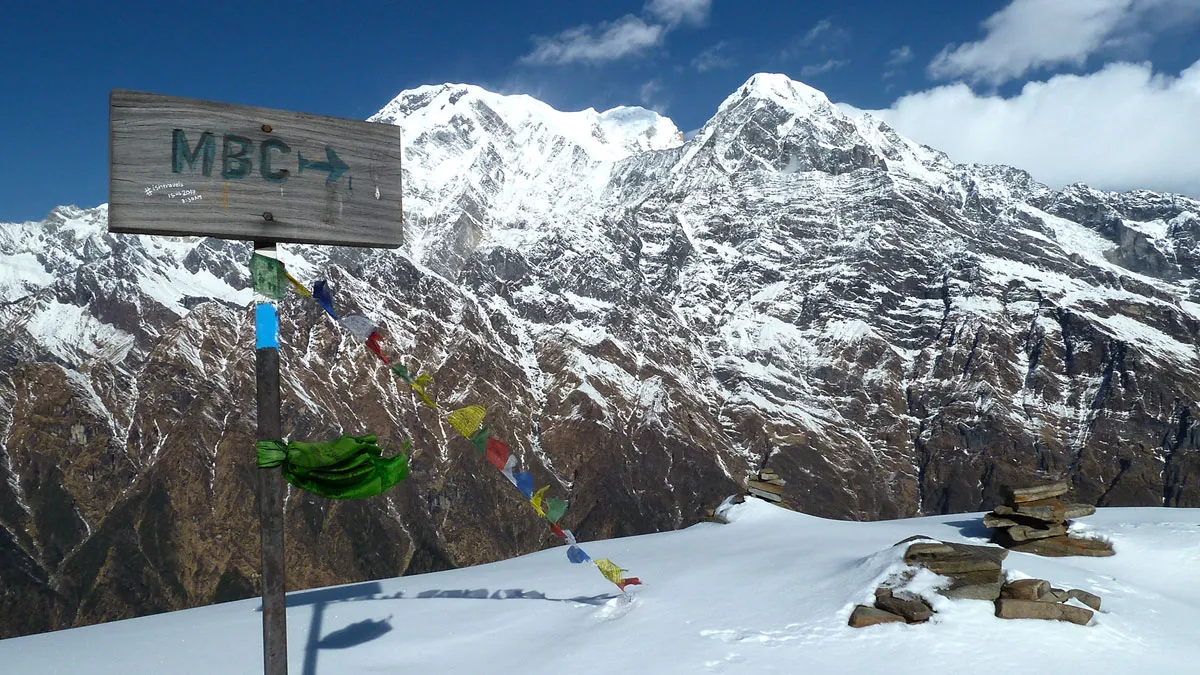 mbc sign at mardi himal viewpoint